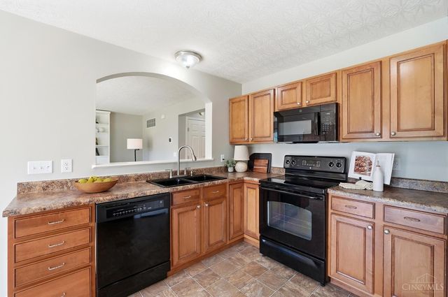 5236 Crested Owl Court, Hamilton Twp, OH 45152