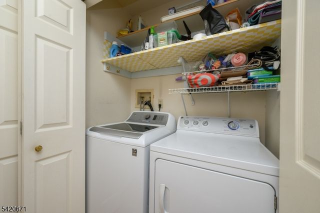 108 Eastwick Ct, Hillsborough Twp., NJ 08844