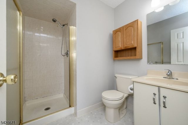 108 Eastwick Ct, Hillsborough Twp., NJ 08844