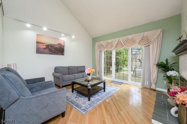 108 Eastwick Ct, Hillsborough Twp., NJ 08844