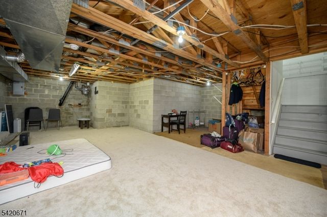 108 Eastwick Ct, Hillsborough Twp., NJ 08844