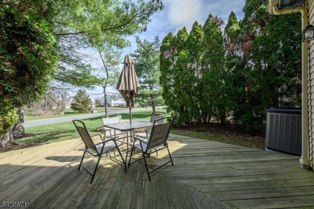 108 Eastwick Ct, Hillsborough Twp., NJ 08844