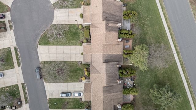 108 Eastwick Ct, Hillsborough Twp., NJ 08844