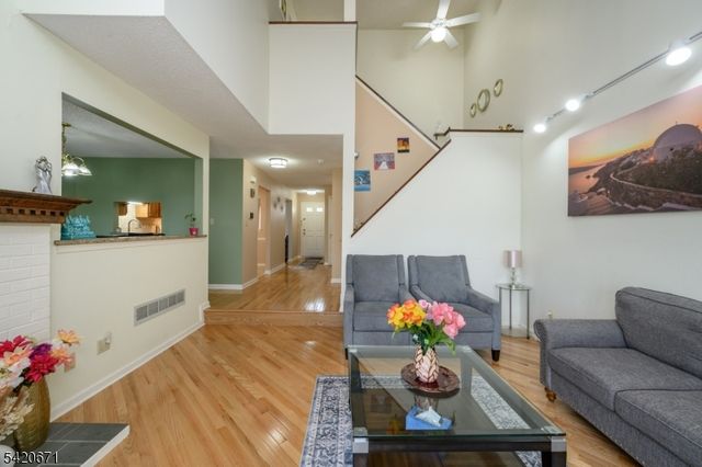 108 Eastwick Ct, Hillsborough Twp., NJ 08844