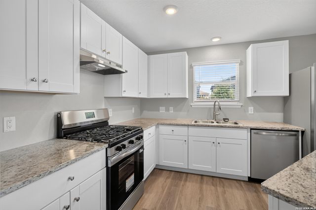 15335 Shortwing, San Antonio, TX 78253