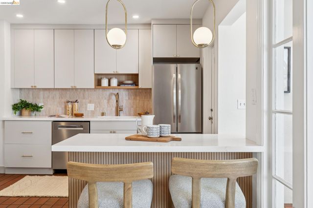 1412 Oxford St, Berkeley, CA 94709