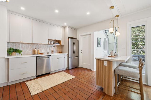 1412 Oxford St, Berkeley, CA 94709