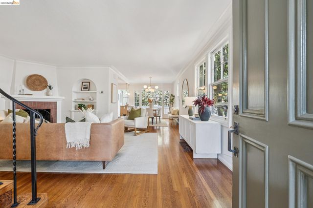 1412 Oxford St, Berkeley, CA 94709