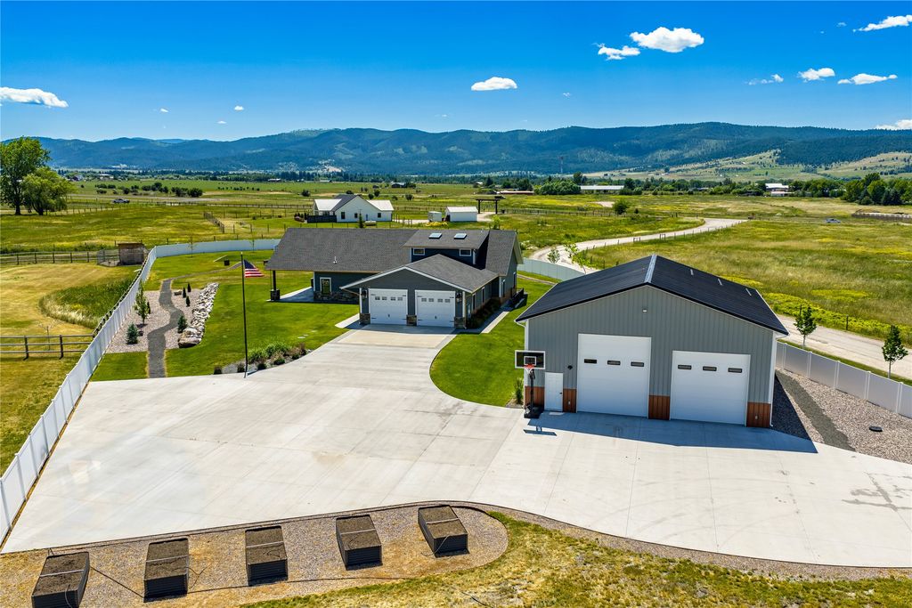 60951 Sparky Drive, St Ignatius, MT 59865 photo 2