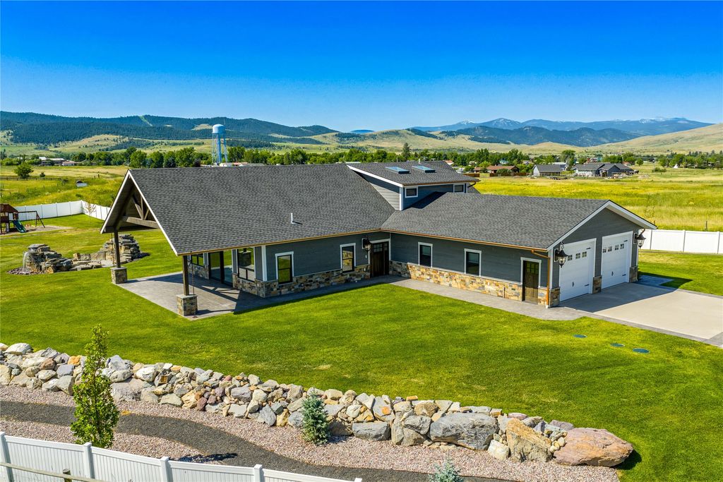 60951 Sparky Drive, St Ignatius, MT 59865 photo 8