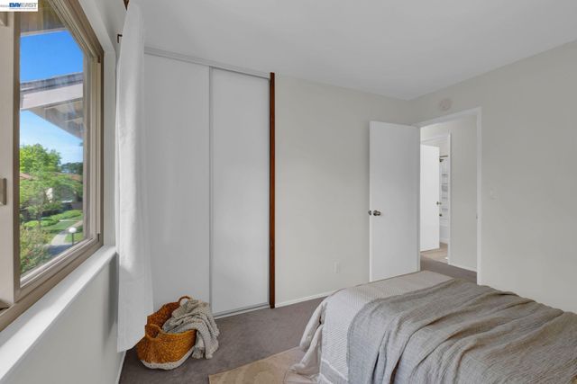 1812 Countrywood Ct, Walnut Creek, CA 94598