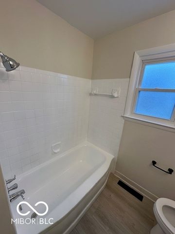 6160 E 43rd Street, Indianapolis, IN 46226