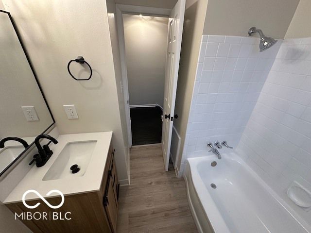 6160 E 43rd Street, Indianapolis, IN 46226