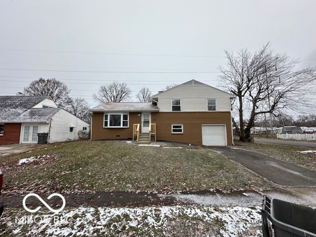 6160 E 43rd Street, Indianapolis, IN 46226