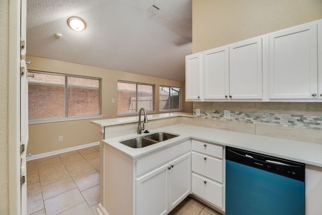 3208 Poplar Springs Lane, Dallas, TX 75227