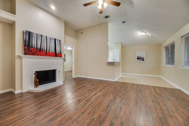 3208 Poplar Springs Lane, Dallas, TX 75227