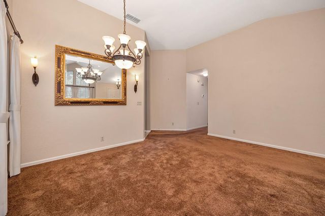 8461 Day Lillies Ln, Citrus Heights, CA 95610