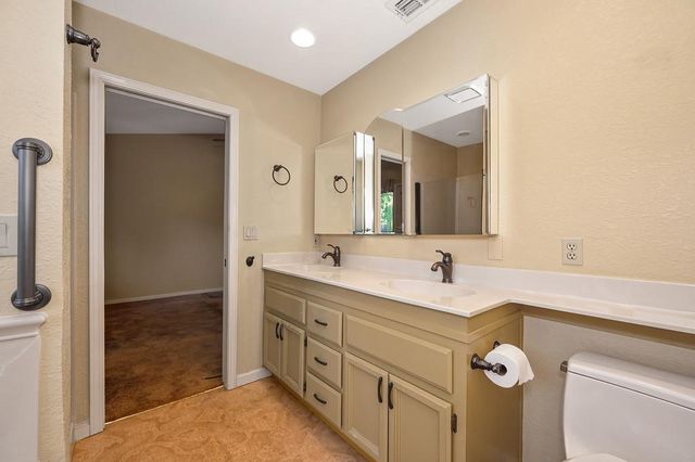 8461 Day Lillies Ln, Citrus Heights, CA 95610