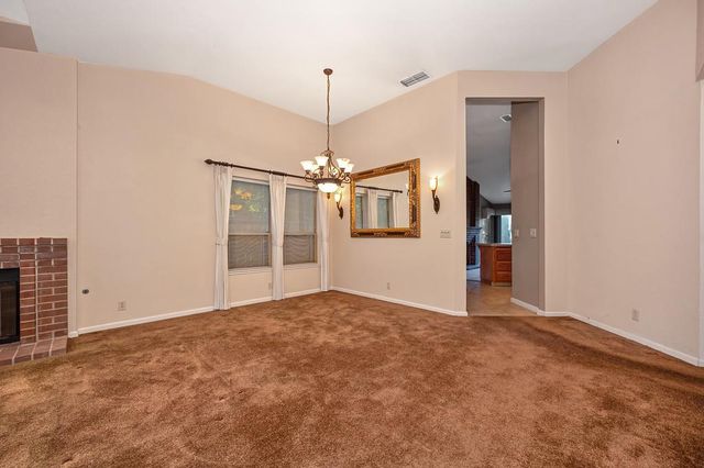 8461 Day Lillies Ln, Citrus Heights, CA 95610