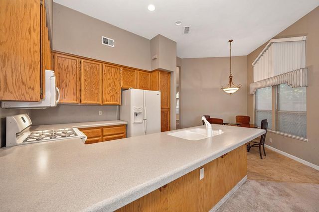 8461 Day Lillies Ln, Citrus Heights, CA 95610