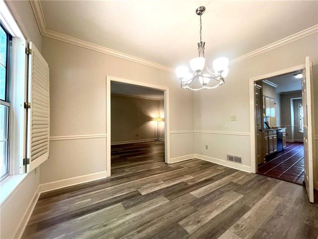 1160 Windsor Parkway 8, Atlanta, GA 30319