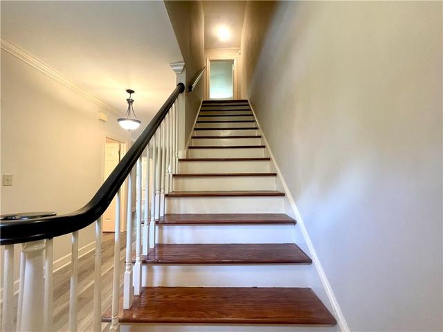 1160 Windsor Parkway 8, Atlanta, GA 30319