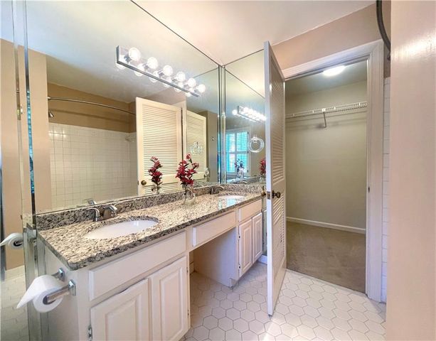 1160 Windsor Parkway 8, Atlanta, GA 30319