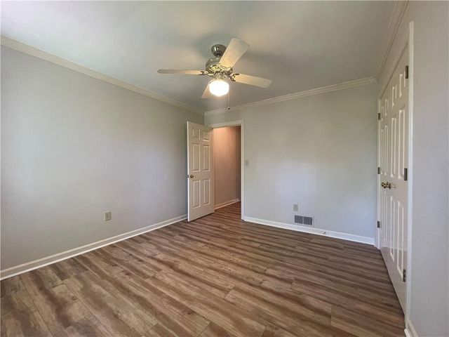 1160 Windsor Parkway 8, Atlanta, GA 30319