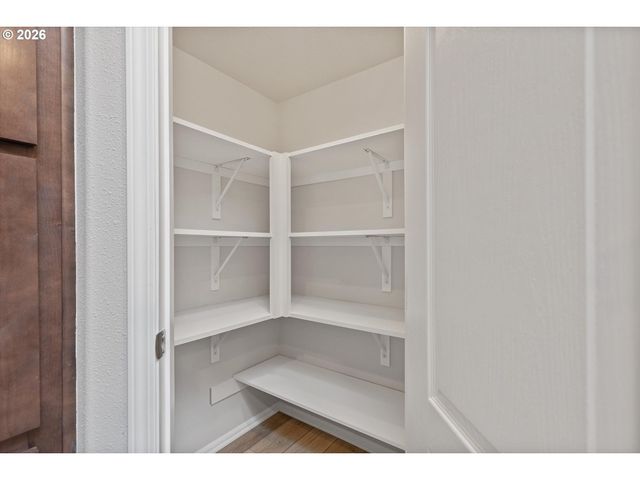 743 Se Winchell Dr, Depoe Bay, OR 97341