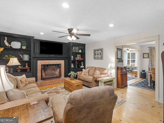 2556 Highway 20 E, Mcdonough, GA 30252