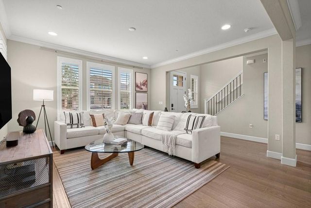 6076 Sunstone Drive, San Jose, CA 95123