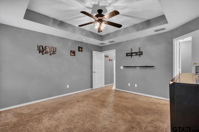 393 Noah Lane, Lindale, TX 75771