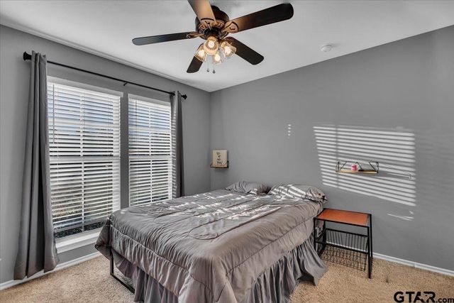 393 Noah Lane, Lindale, TX 75771