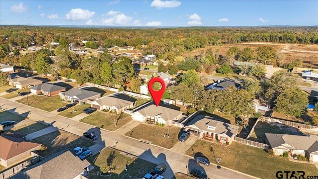 393 Noah Lane, Lindale, TX 75771
