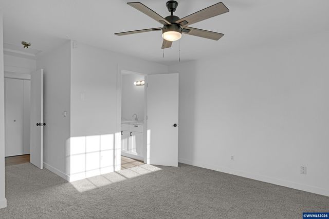 2010 E 1st Av, Albany, OR 97321