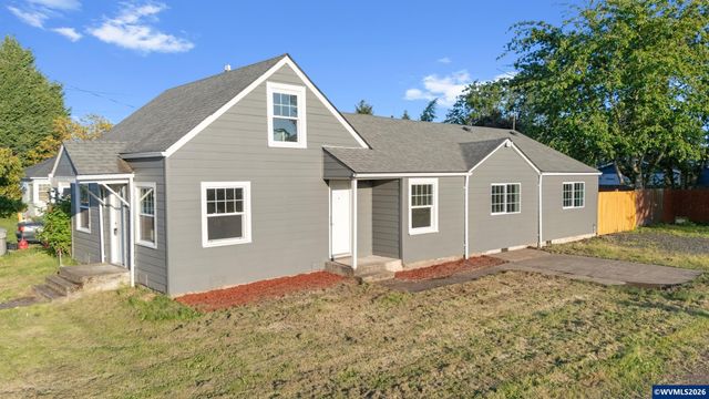 2010 E 1st Av, Albany, OR 97321