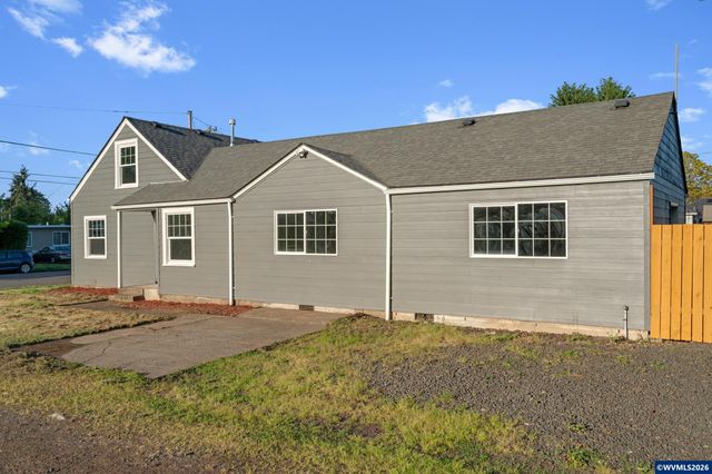 2010 E 1st Av, Albany, OR 97321