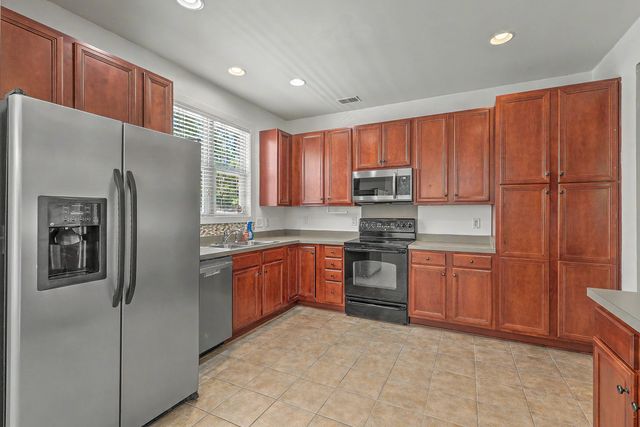 104 Pavilion Street, Summerville, SC 29483