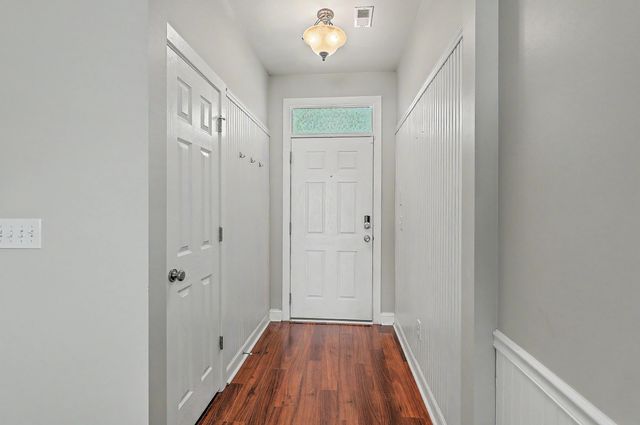 104 Pavilion Street, Summerville, SC 29483