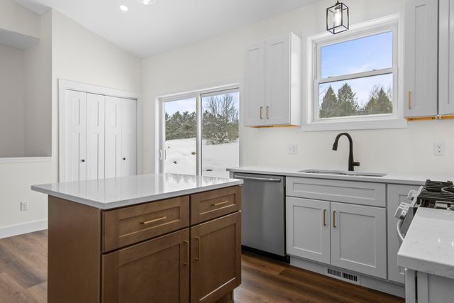 8528 S Olivia Drive, Kasson Twp, MI 49664