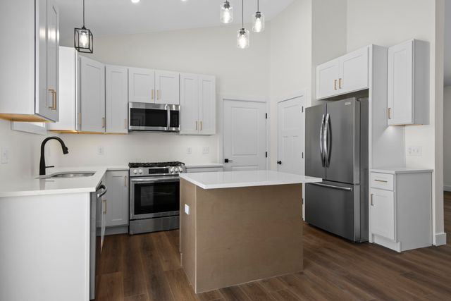 8528 S Olivia Drive, Kasson Twp, MI 49664