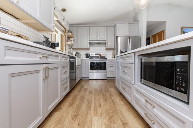 2408 34th Avenue S, Fargo, ND 58104