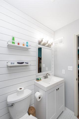 2408 34th Avenue S, Fargo, ND 58104