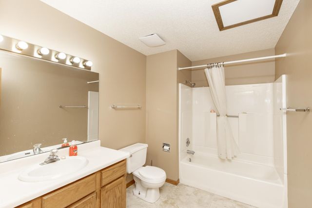 2408 34th Avenue S, Fargo, ND 58104