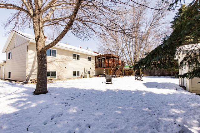 2408 34th Avenue S, Fargo, ND 58104