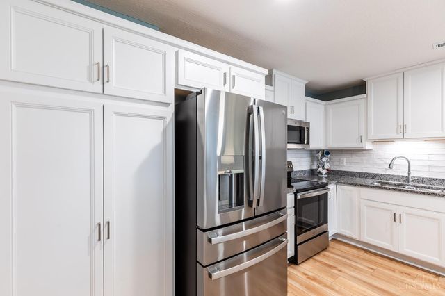 5880 Parkview Lane, Miami Twp, OH 45150