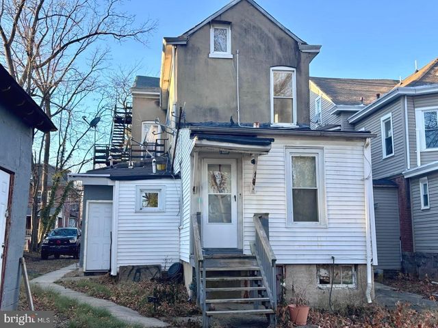 42 MAPLE AVE, Trenton, NJ 08618