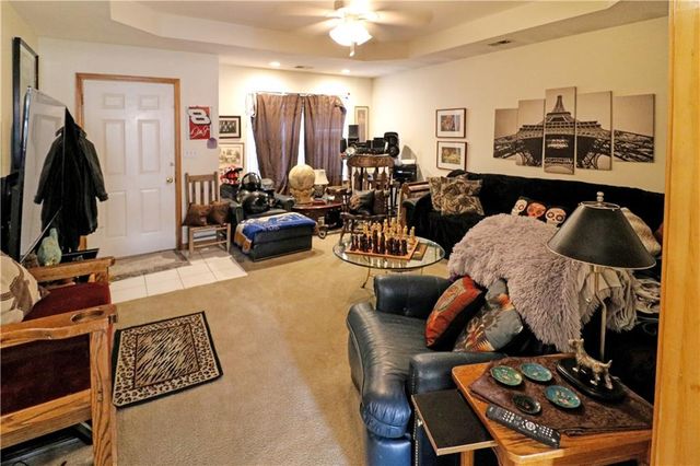 1722 Sunset Drive, Warrensburg, MO 64093