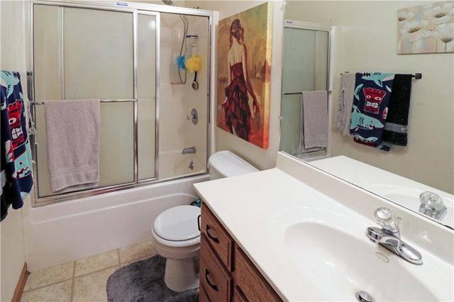 1722 Sunset Drive, Warrensburg, MO 64093