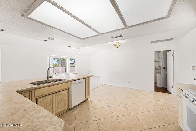 7601 E Culver Street, Mesa, AZ 85207